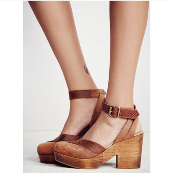 Free People Walk this Way Clog - Picture 1 of 9